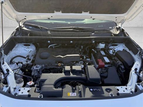 Used 2025 Toyota RAV4 XLE image 23