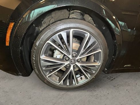 Used 2024 Toyota Prius XLE image 14