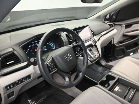 Used 2023 Honda Odyssey Elite image 14