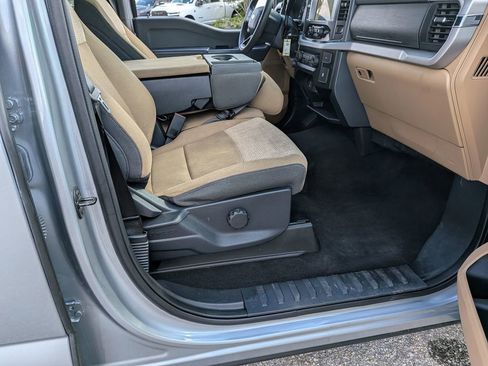 Used 2023 Ford F150 XLT image 32