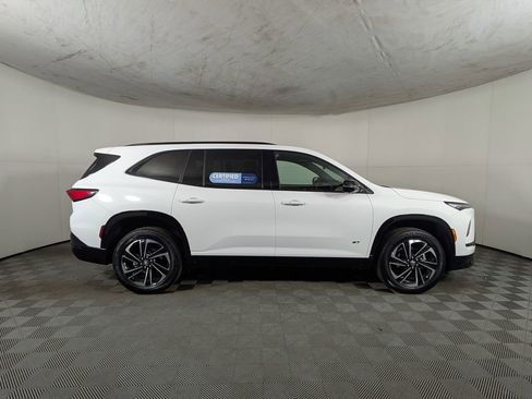 Certified 2025 Buick Enclave Sport Touring image 6