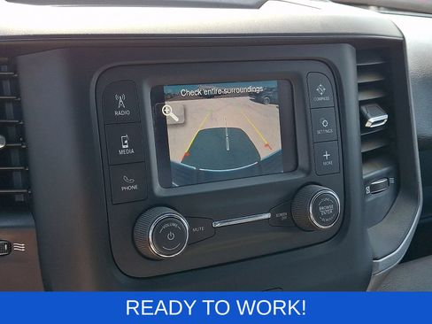 Used 2024 RAM 3500 Tradesman w/ Chrome Appearance Group AWD/4WD image 18