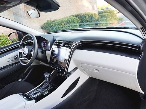 Certified 2024 Hyundai Tucson SEL image 10