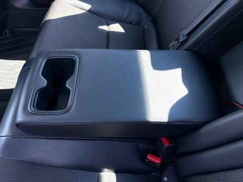 Used 2018 Honda Accord Sport image 17