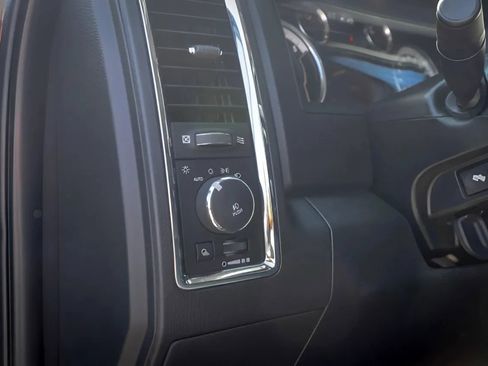 Used 2017 RAM 1500 Laramie w/ Convenience Group image 18