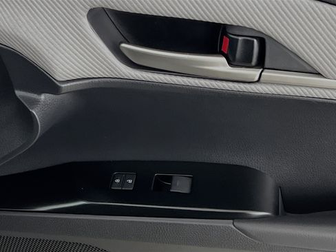 Used 2025 Toyota Camry SE w/ Multimedia Upgrade Package image 32