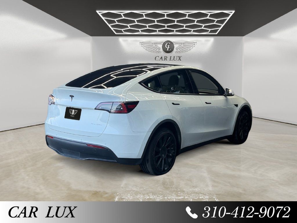 Used 2022 Tesla Model Y Long Range AWD/4WD image 5