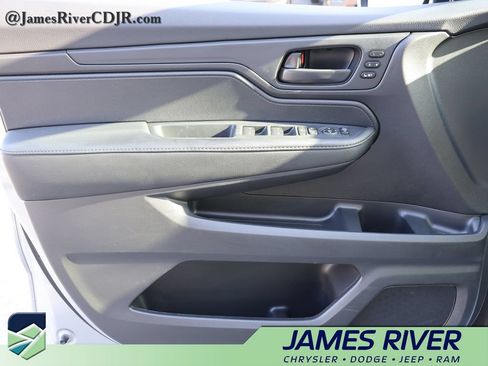 Used 2025 Honda Odyssey EX-L image 20