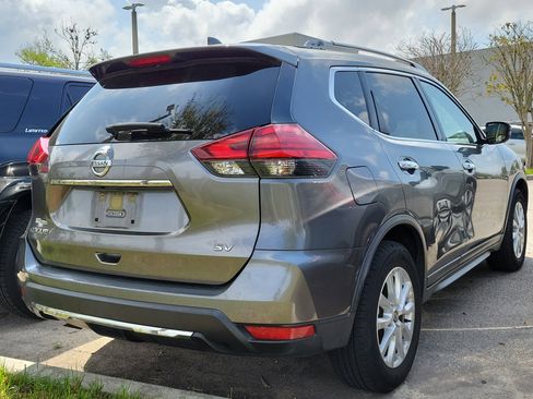 Used 2017 Nissan Rogue SV FWD image 5