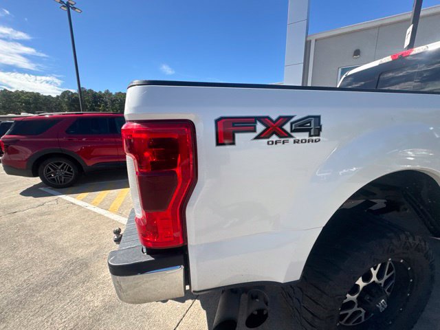 Used 2019 Ford F350 Lariat w/ Lariat Ultimate Package AWD/4WD image 14