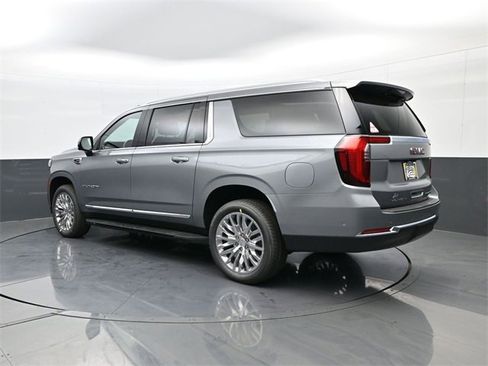 New 2026 GMC Yukon XL Elevation image 7