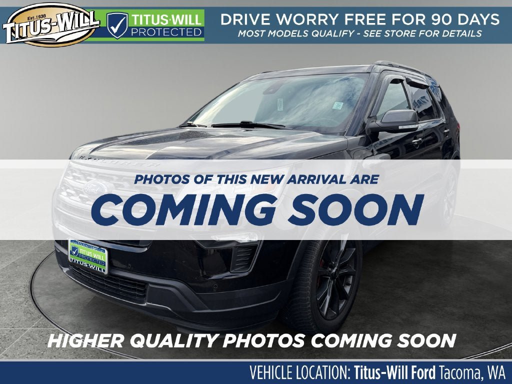 Used 2019 Ford Explorer XLT w/ XLT Sport Appearance Package AWD/4WD image 3