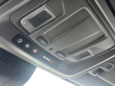 Used 2025 Chevrolet Silverado 1500 W/T image 20