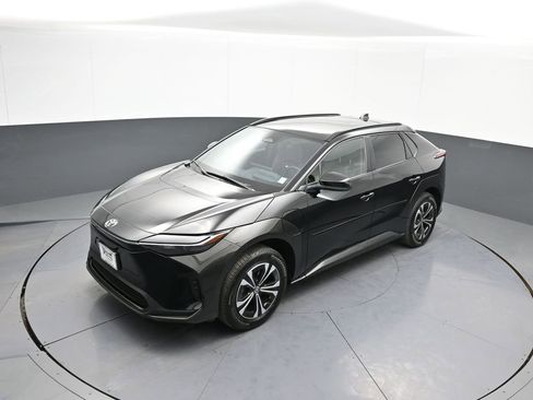 Certified 2024 Toyota bZ4X XLE image 35