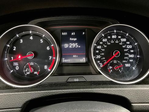 Used 2017 Volkswagen GTI Autobahn image 21