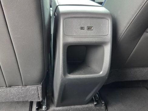 Used 2024 Buick Envista Sport Touring w/ Convenience I Package FWD image 14