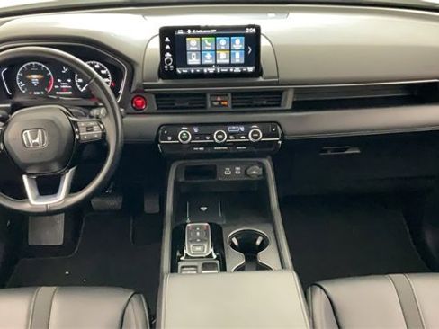 Certified 2023 Honda Pilot EX-L image 3