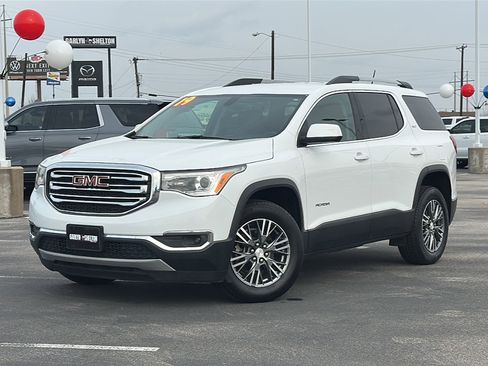 Used 2019 GMC Acadia SLT image 2