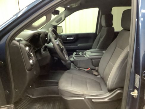 Used 2019 GMC Sierra 1500 4x4 Crew Cab w/ Convenience Package image 13