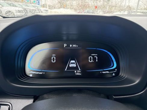 Used 2026 Hyundai Venue SEL image 27