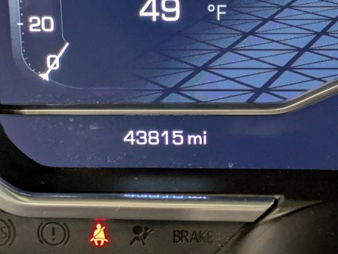 Used 2022 GMC Sierra 1500 AT4 w/ AT4 Premium Package image 16