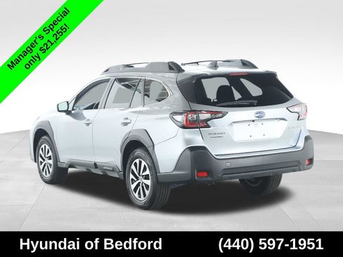 Used 2024 Subaru Outback Premium AWD/4WD image 42