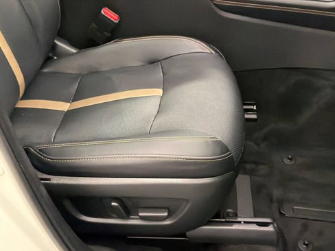 Used 2025 MAZDA CX-70 Plug-In Hybrid w/ Premium Plus AWD/4WD image 12