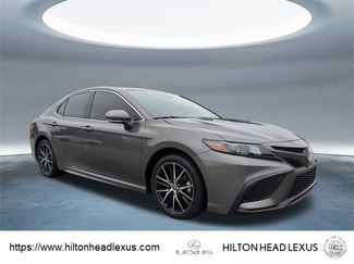 Used 2024 Toyota Camry SE image 1