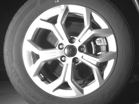 Used 2025 Jeep Compass Latitude image 12