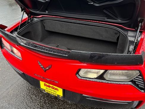 Used 2015 Chevrolet Corvette Z06 w/ 3LZ Preferred Equipment Group image 10