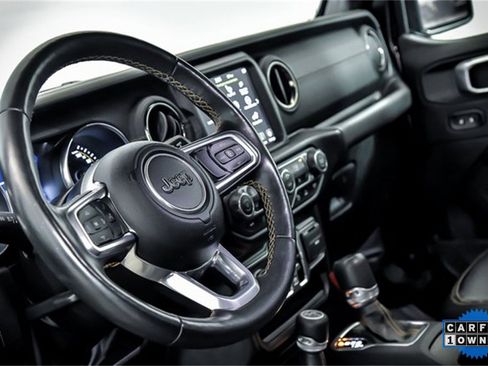 Used 2022 Jeep Wrangler Unlimited Sahara image 13