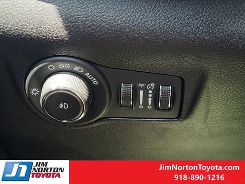 Used 2024 Jeep Compass Limited AWD/4WD image 22