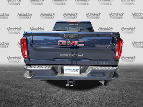 Used 2022 GMC Sierra 3500 Denali AWD/4WD image 6
