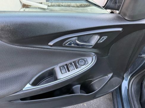 Used 2019 Chevrolet Malibu LT image 8