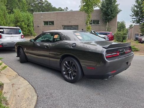 Used 2023 Dodge Challenger R/T Scat Pack RWD image 3