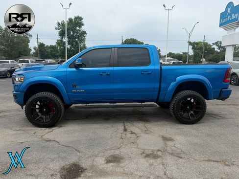 Used 2021 RAM 1500 Big Horn AWD/4WD image 4