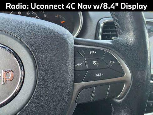 Used 2020 Jeep Grand Cherokee Altitude AWD/4WD image 14