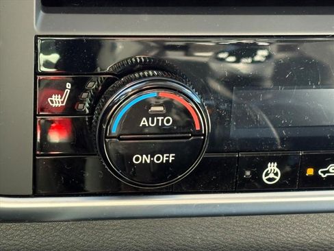 Certified 2023 Nissan Rogue SV w/ SV Premium B Package image 13