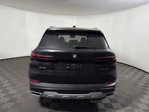 New 2026 BMW X5 xDrive40i image 2