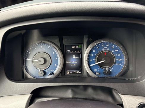 Used 2019 Toyota Sienna XLE w/ XLE Navigation Package image 35