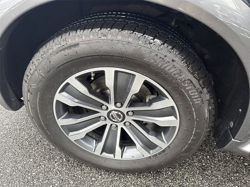 Used 2019 Nissan Armada SL w/ Premium Package image 18