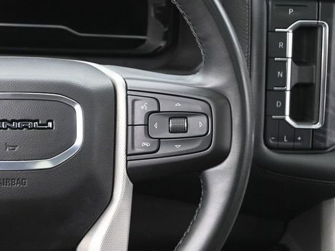 Used 2023 GMC Yukon Denali image 31