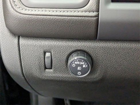 Used 2022 GMC Canyon Elevation image 27