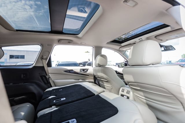 Used 2017 INFINITI QX60 Luxe w/ Deluxe Technology Package AWD/4WD image 61