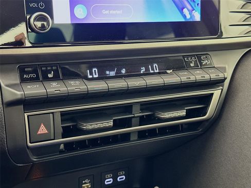 New 2026 Toyota Camry LE FWD image 29