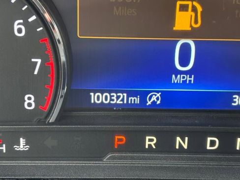 Used 2020 Ford Explorer Limited image 26