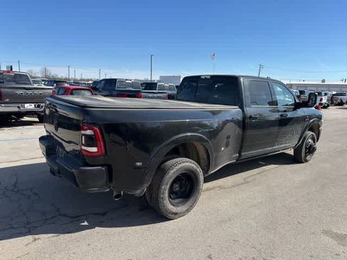 Used 2022 RAM 3500 Laramie image 16