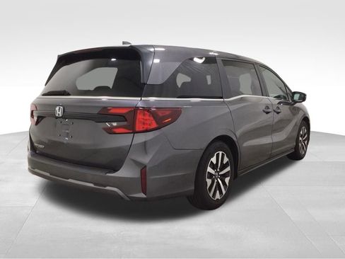 Used 2025 Honda Odyssey EX-L image 3