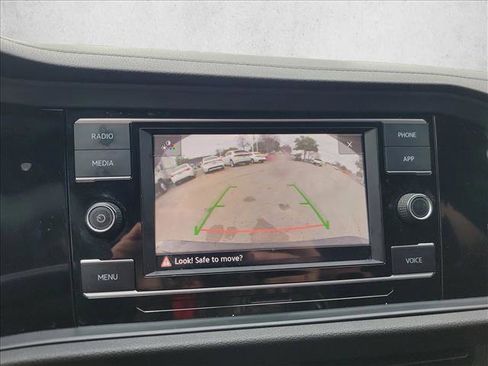 Used 2022 Volkswagen Jetta Sport image 20