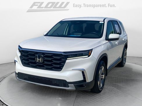 Certified 2025 Honda Pilot EX-L image 4